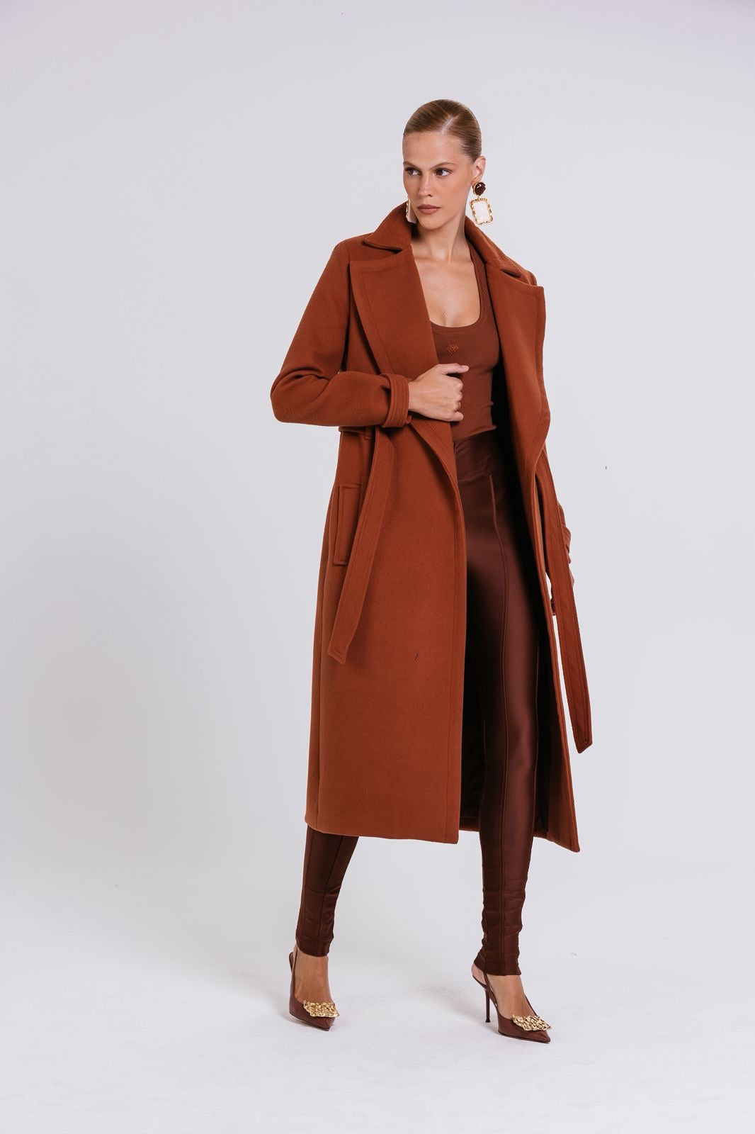 Abrigo Luana Chocolate Charth