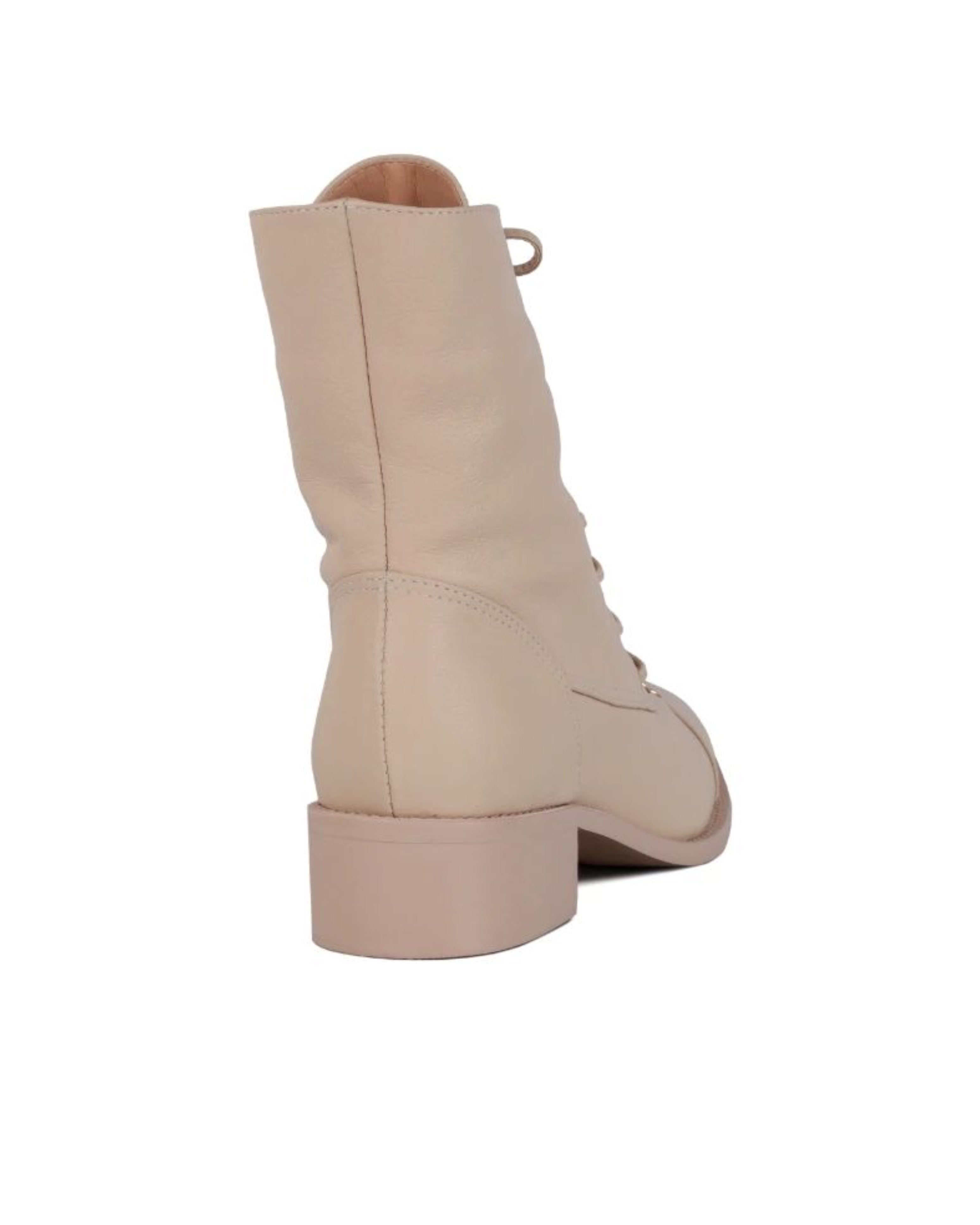 Bota Amarración Nata Luiza