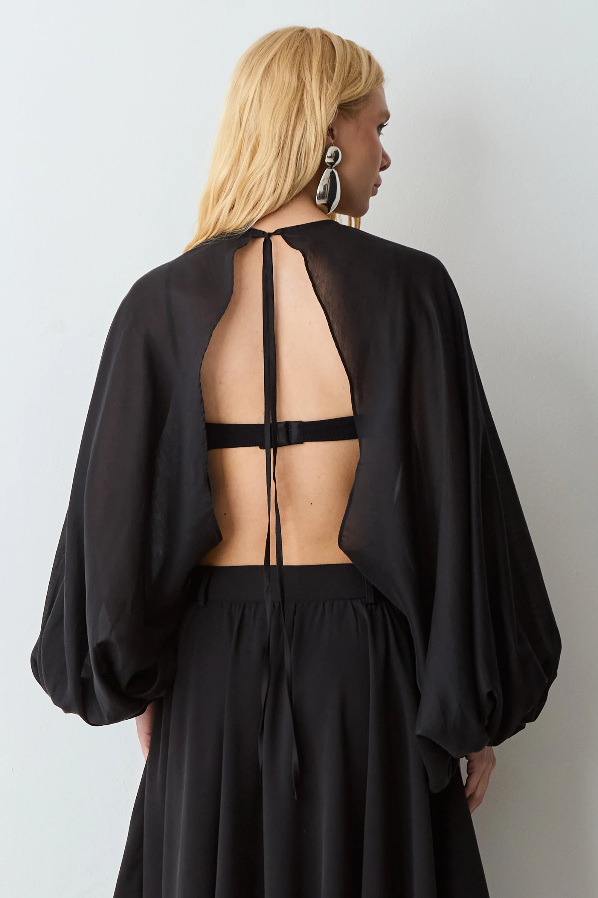 Blusa Capa Negra Zen - 51379