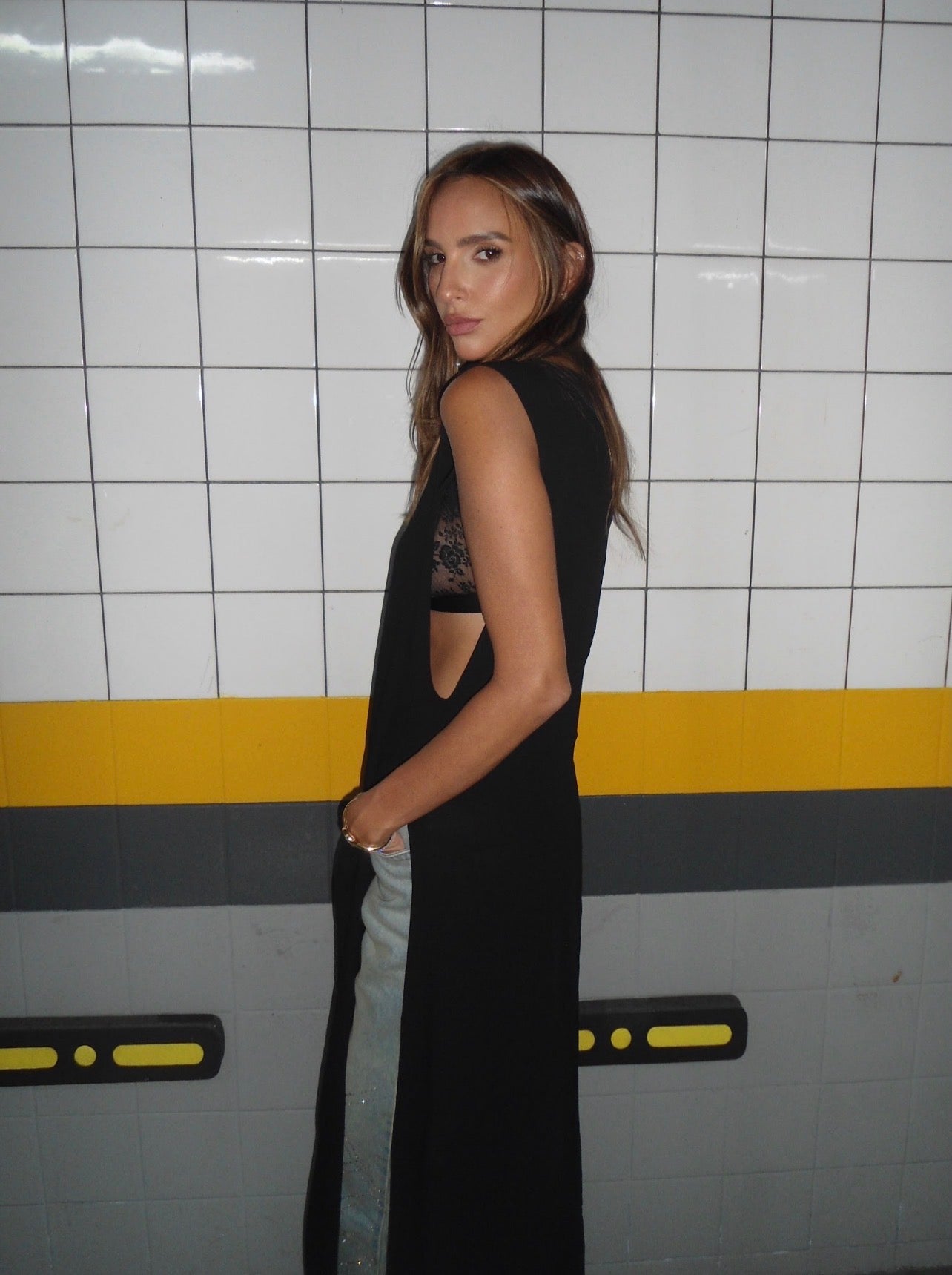 Blusa Milena Negra Leblog