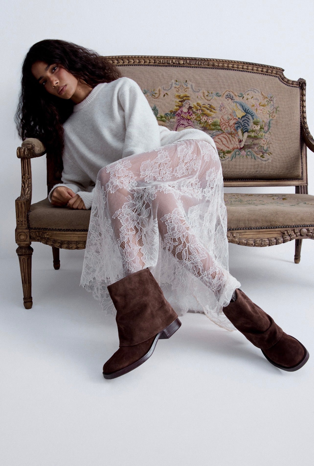 Bota Caña Sobrepuesta Corta Gamuza Marrón Café Caña Luiza Barcelos