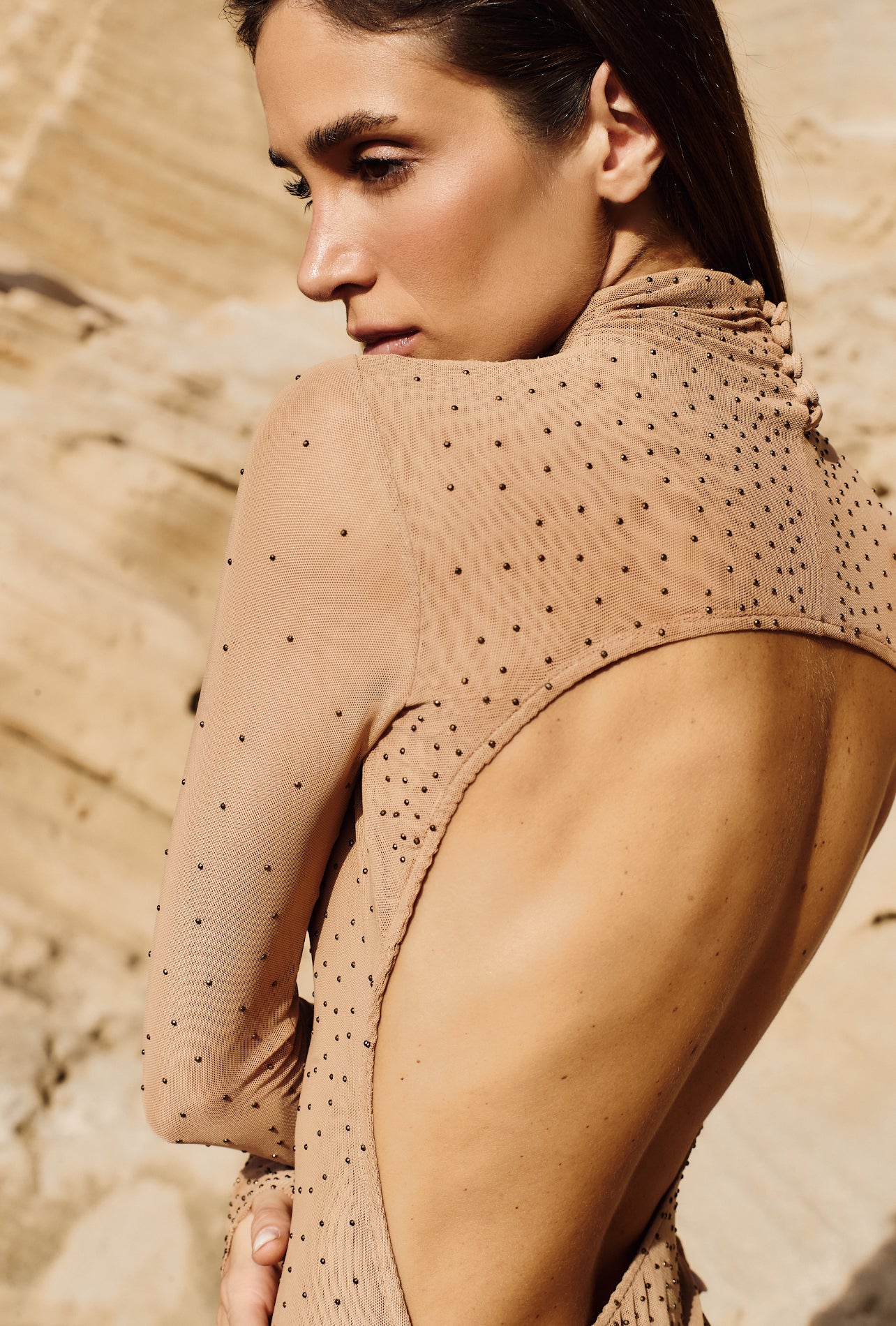 Vestido Tule Con Aplicación Oasis