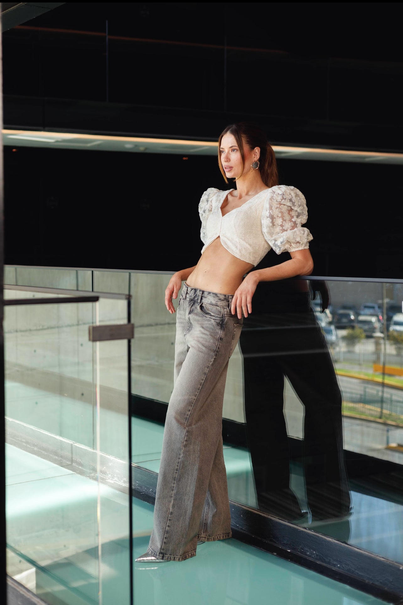 Cropped Ayla Rock Lola