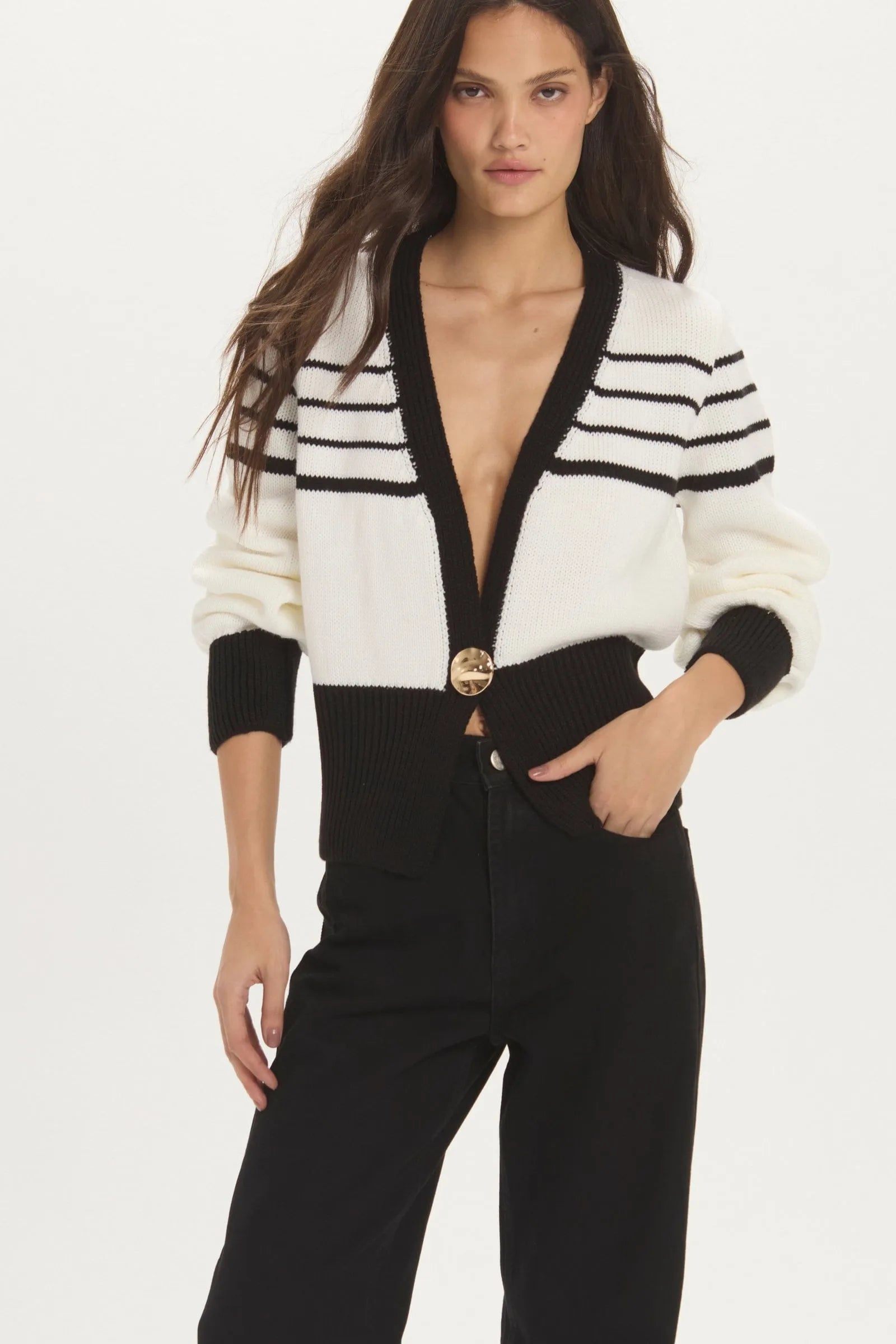 Chaleco Olivia Off y Negro Leblog