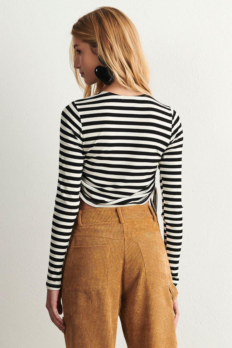 Polera Cindy Negra Leblog