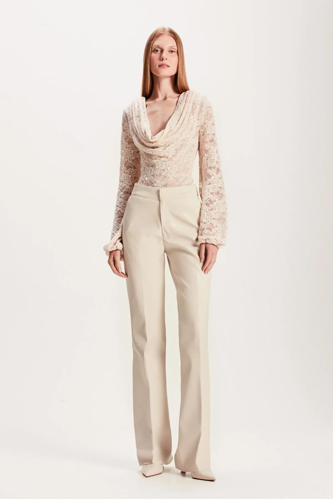 Blusa Encaje Manga Larga Beige TIG