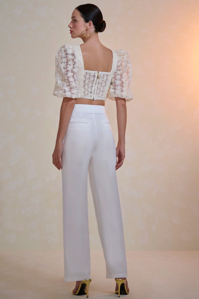 Cropped Ayla Rock Lola