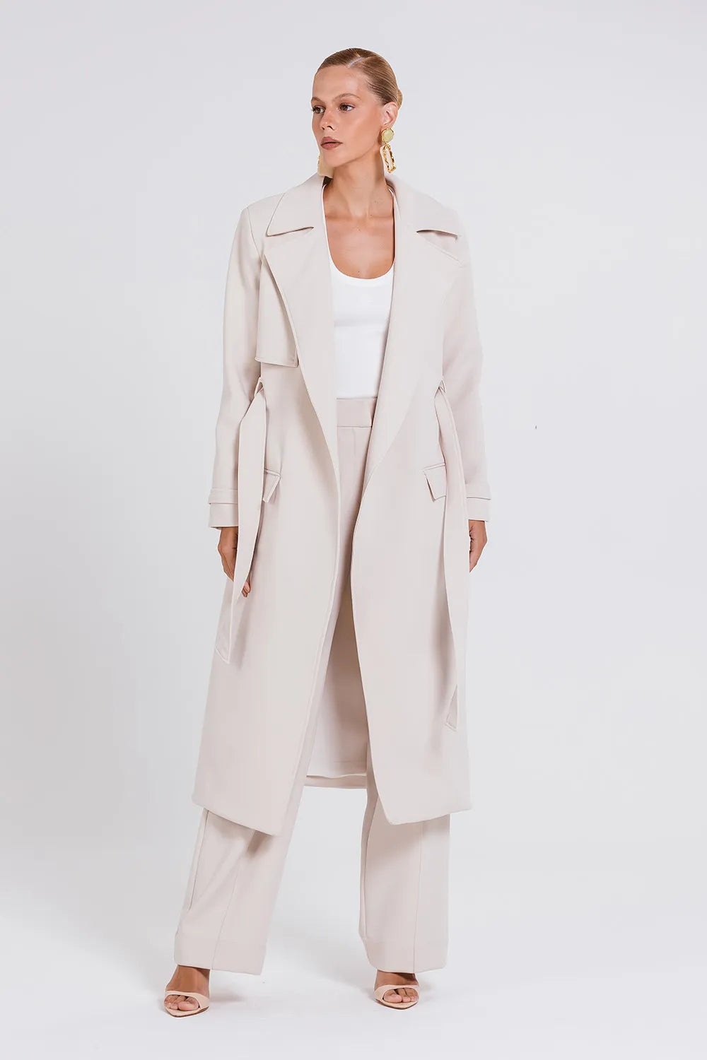 Abrigo Cristina Latte Charth