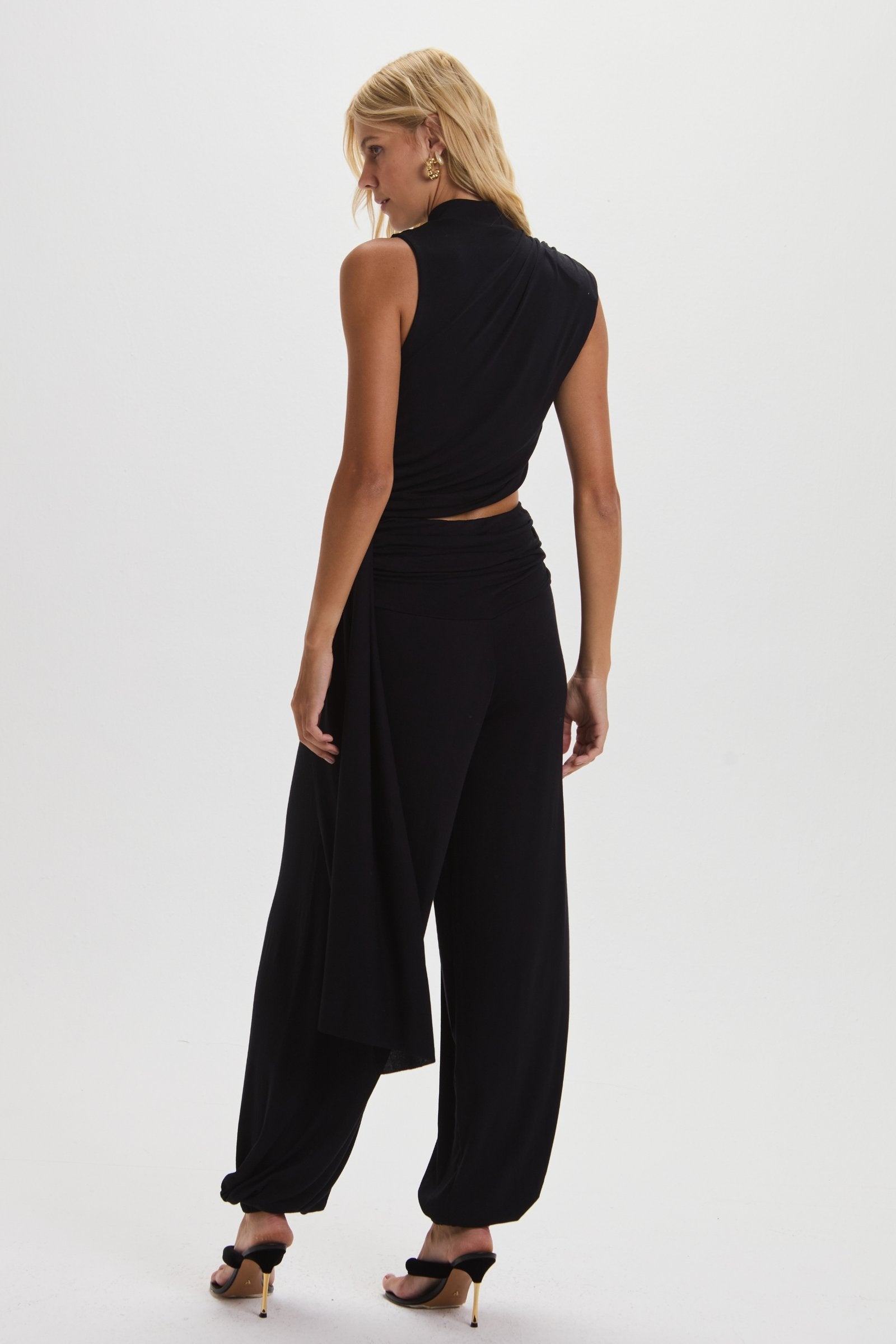 Blusa Manoela Negra Leblog