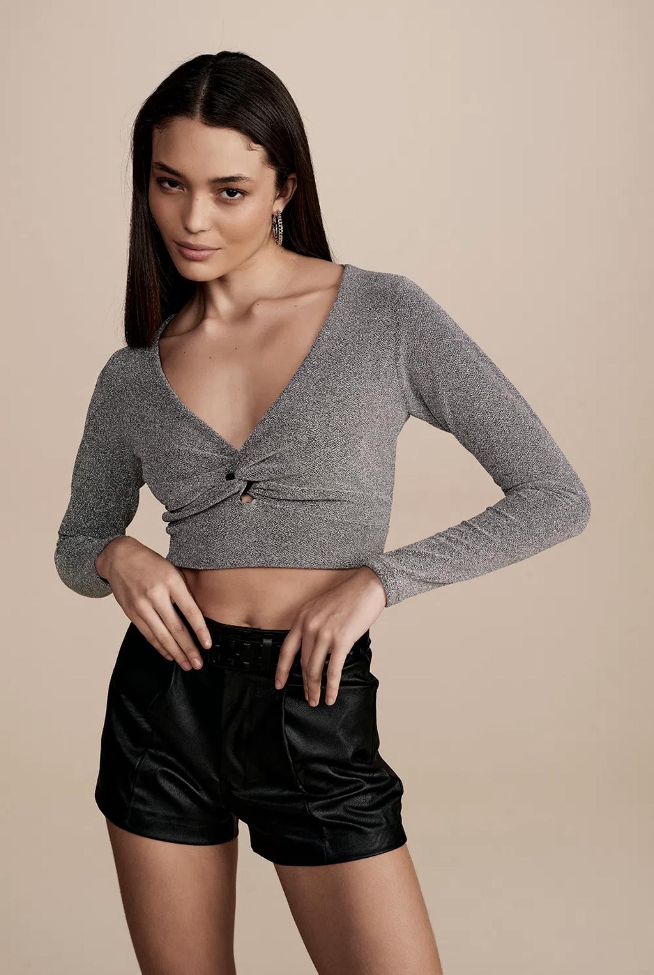 Cropped Maite Plata Costume