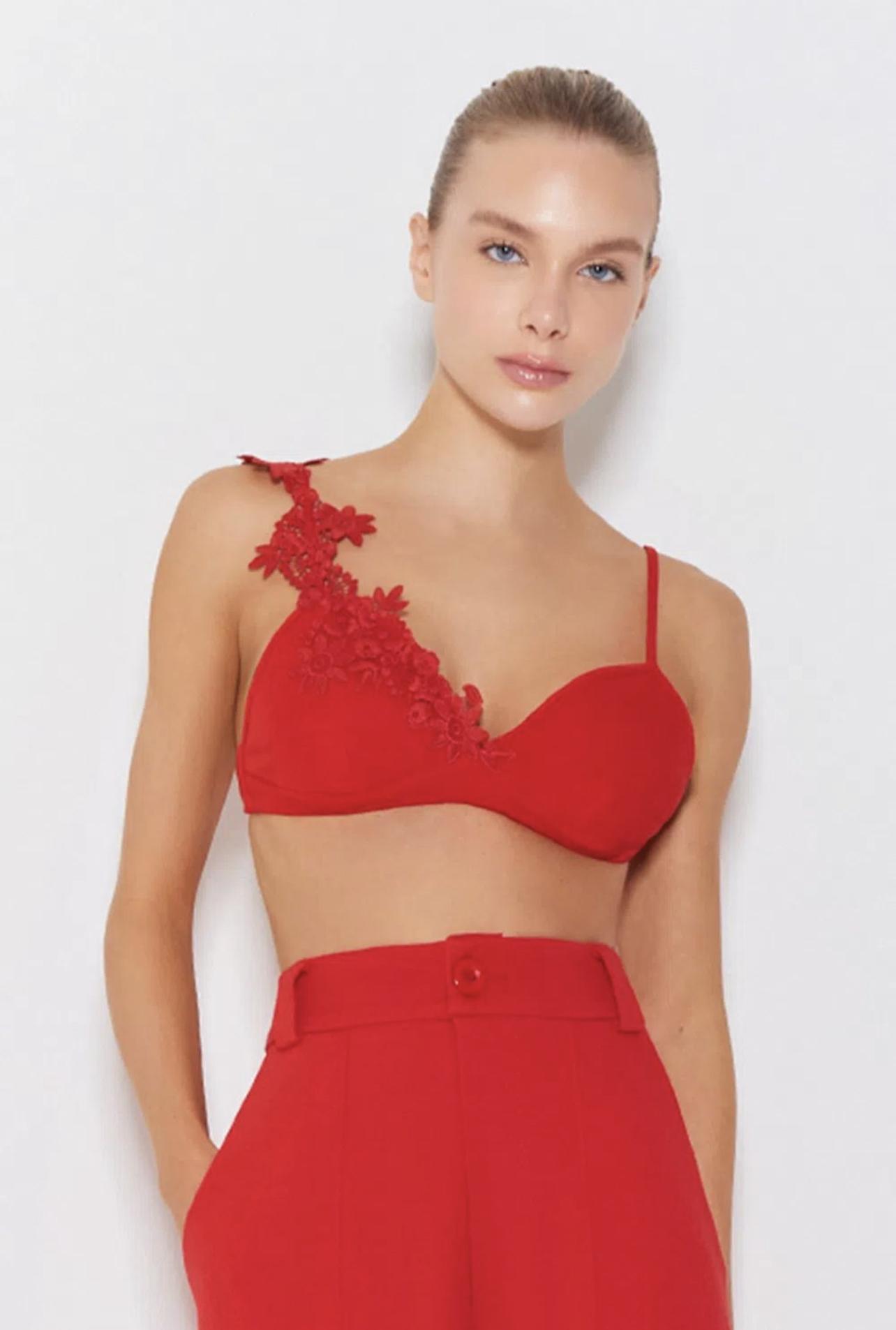 Top Encaje Rojo Zen