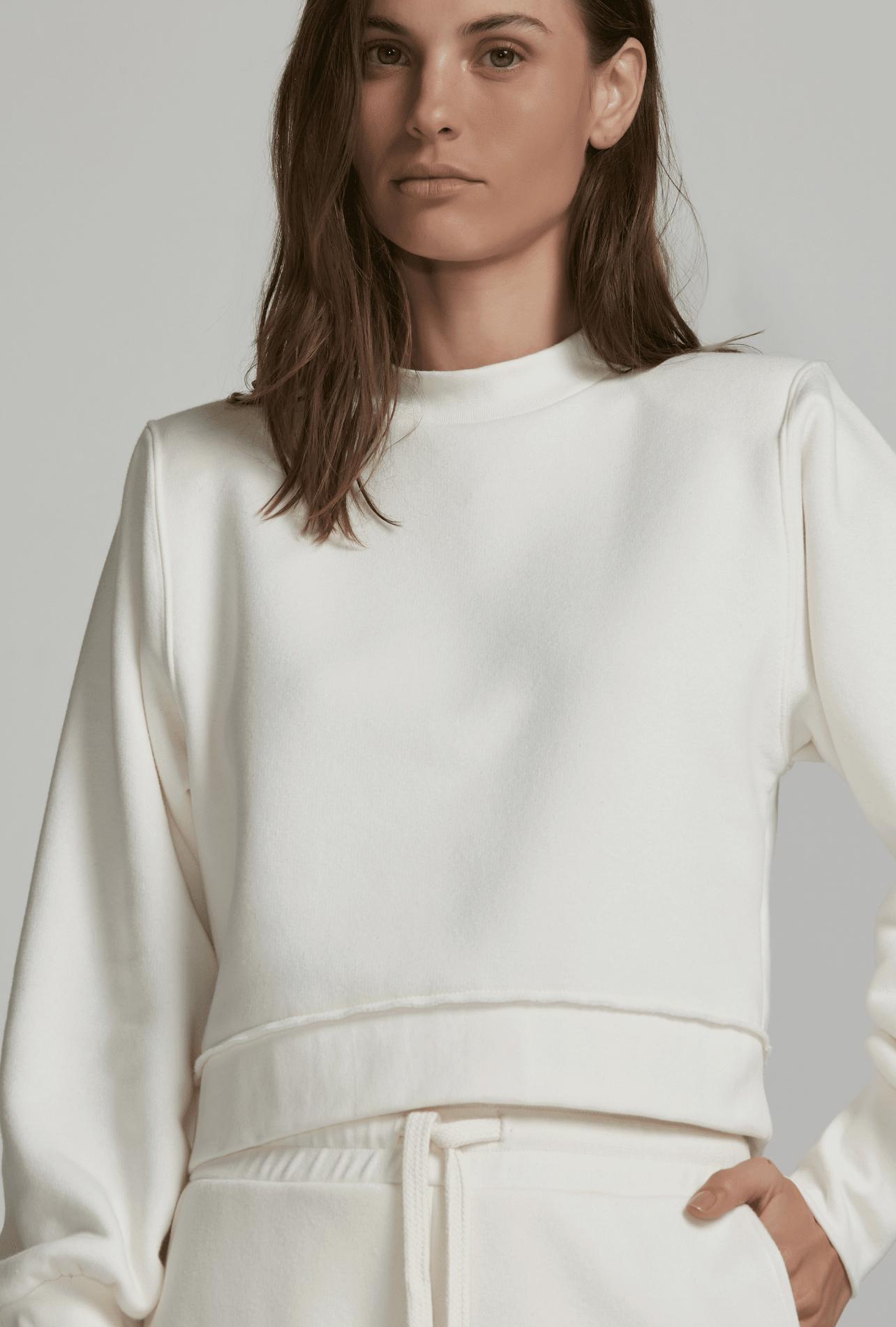 Poleron Cuello Alto a Fio Off Hoodmood