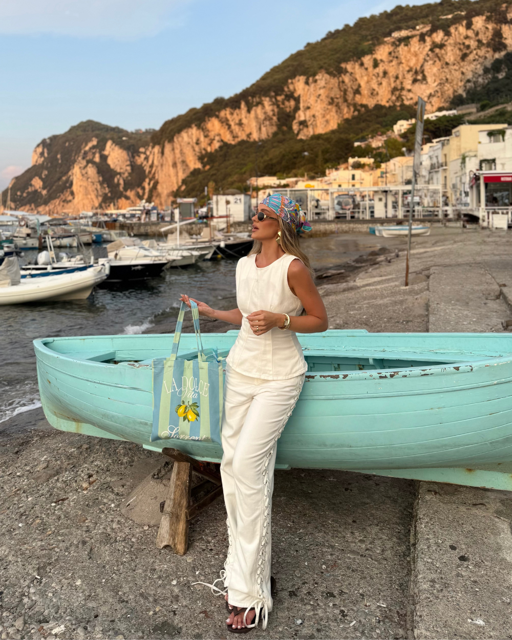 Blusa Peplum Evora Off White