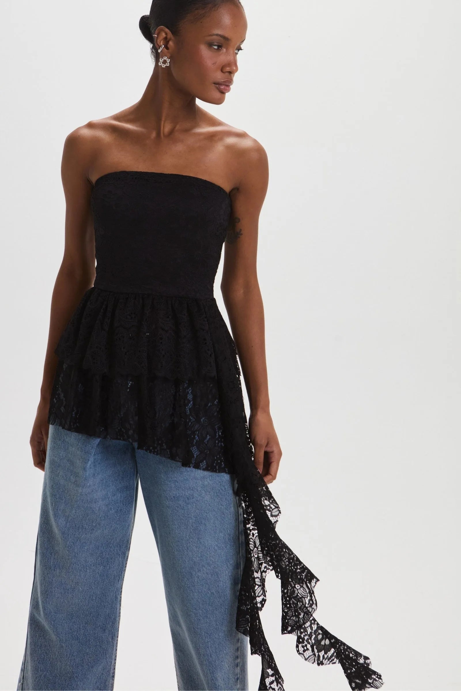 Blusa Strapless Laila Negra Leblog
