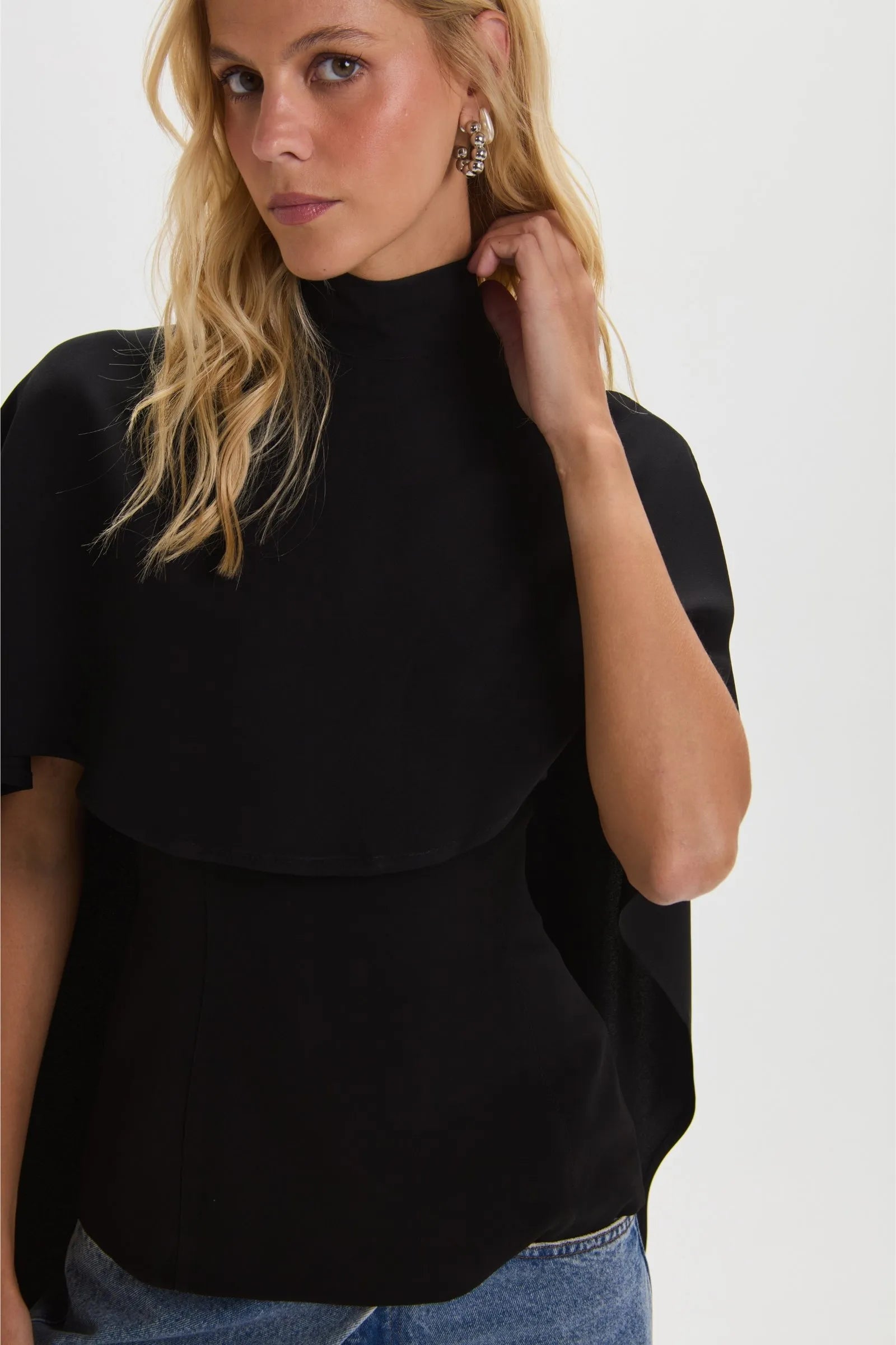 Blusa 2x1 Jade Negra Leblog