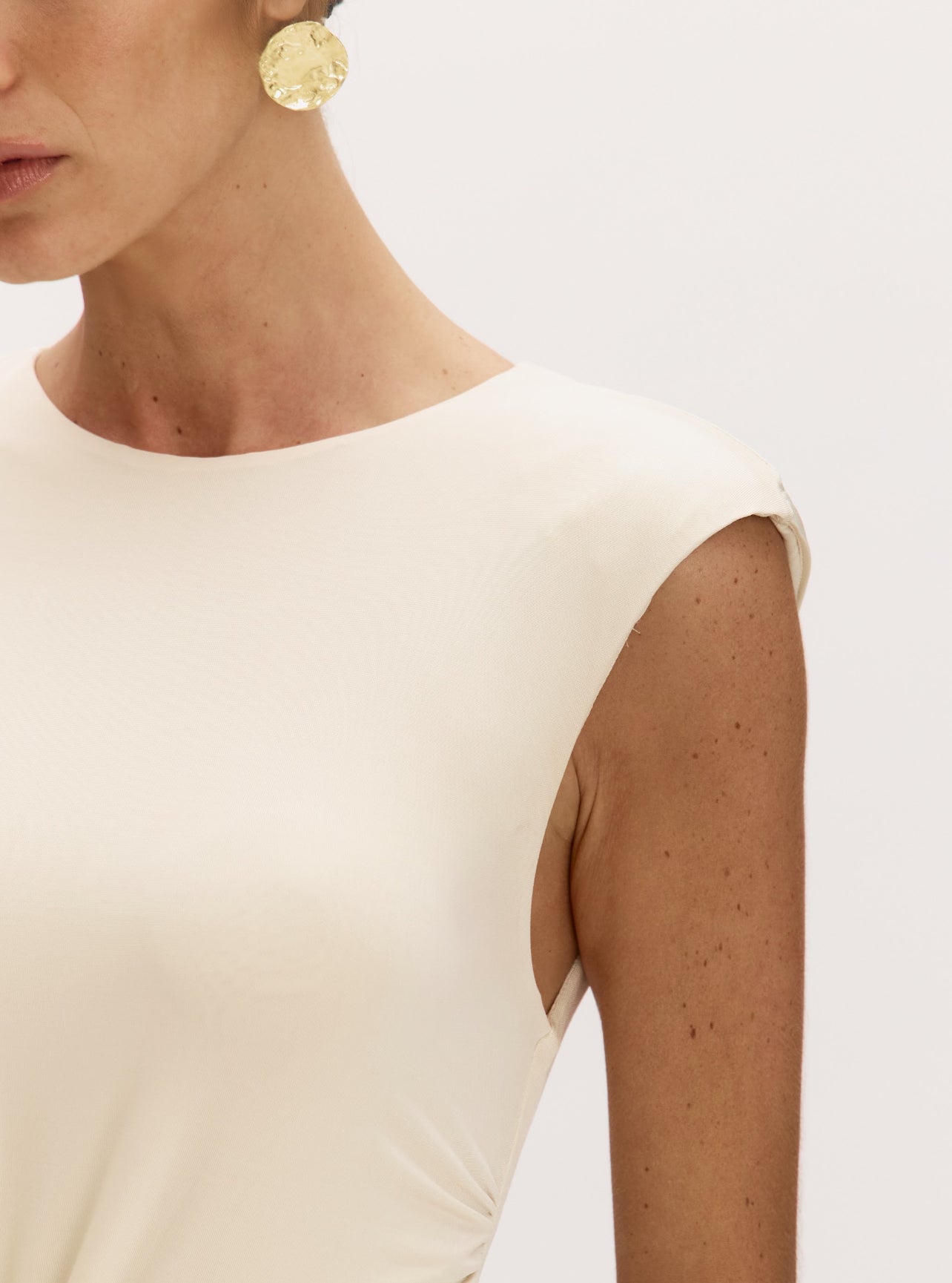 Vestido Valentina Marfim Oasis