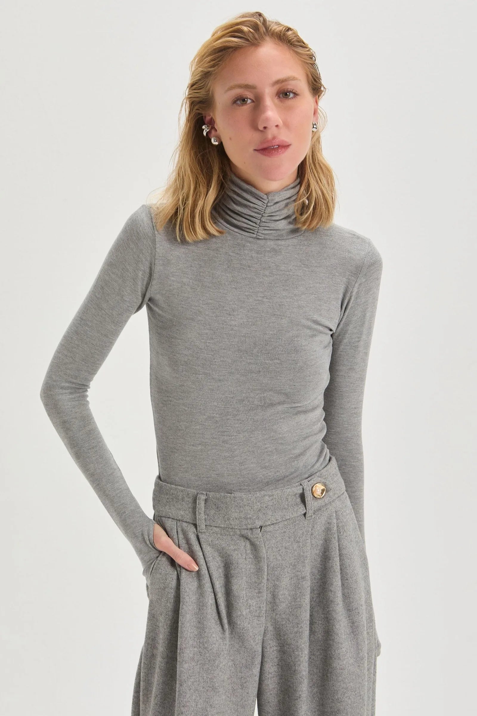 Blusa Mari 2x1 Gris Leblog