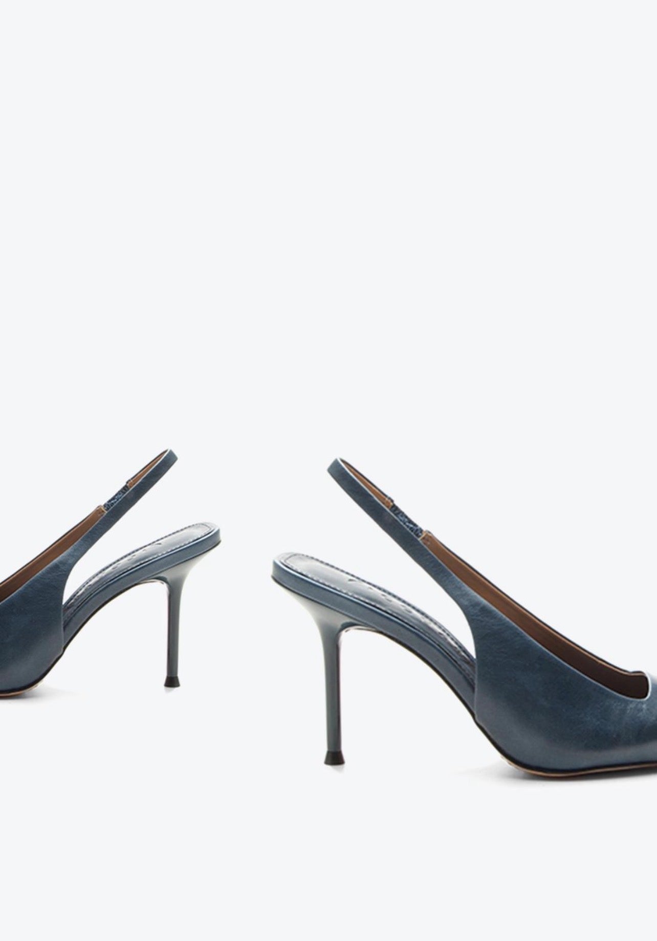 Scarpin Cuero Azul Deep Vicenza