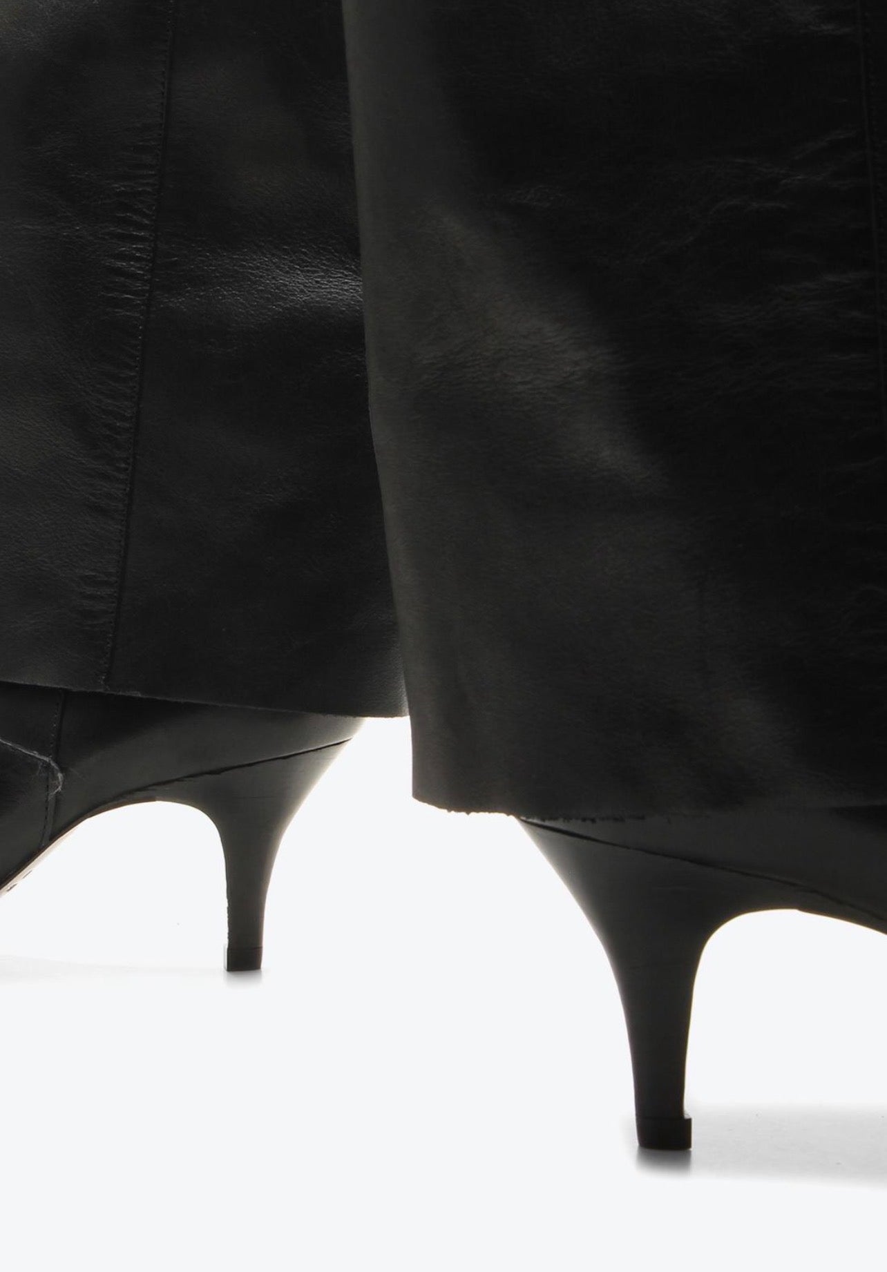 Bota Cuero Olivia Negra Vicenza