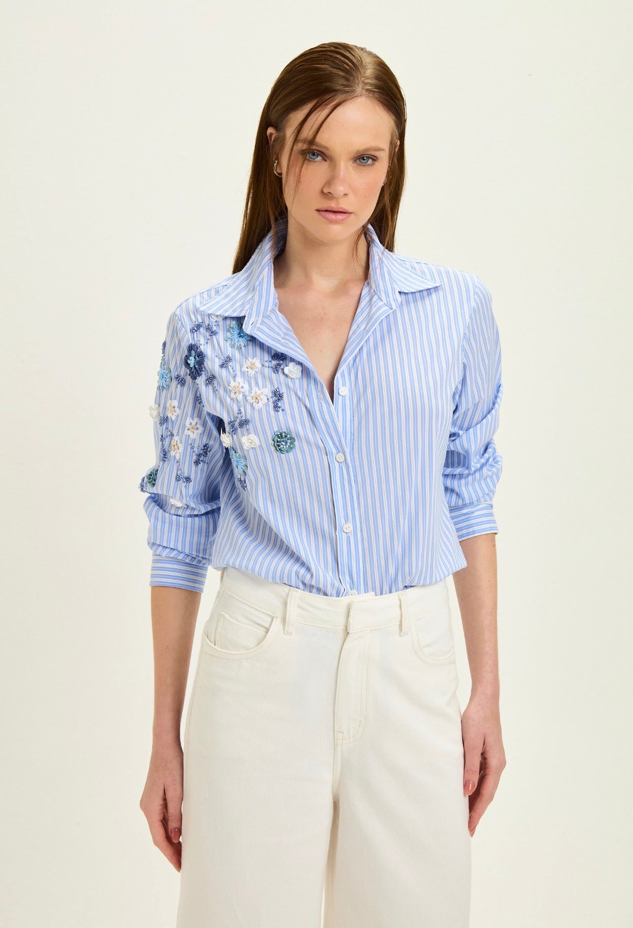 Camisa Adriana Bordada Leblog