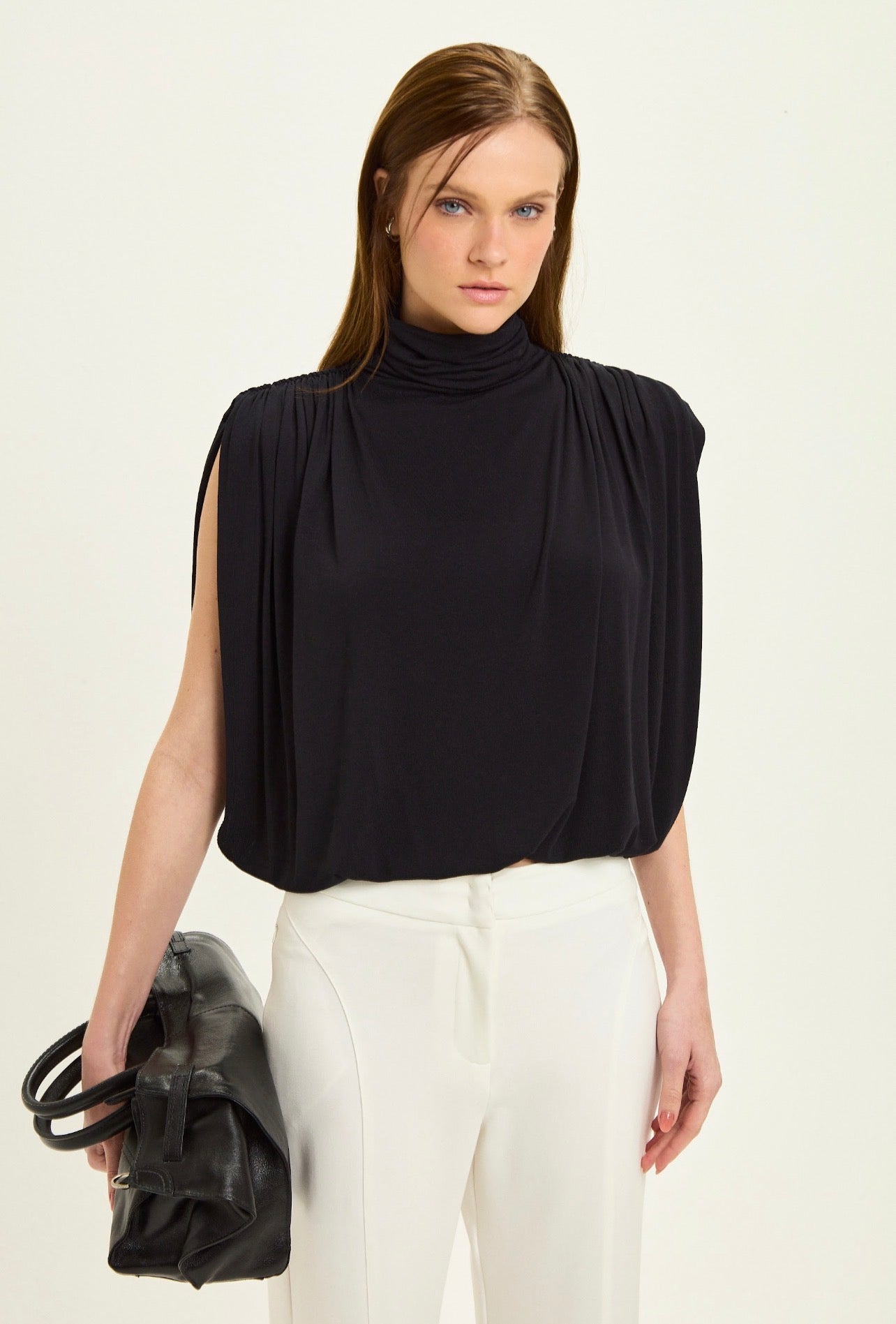 Blusa Ale Negra Leblog
