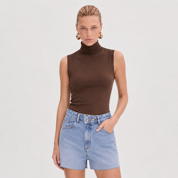 Polera Cuello Magnolia Cacau