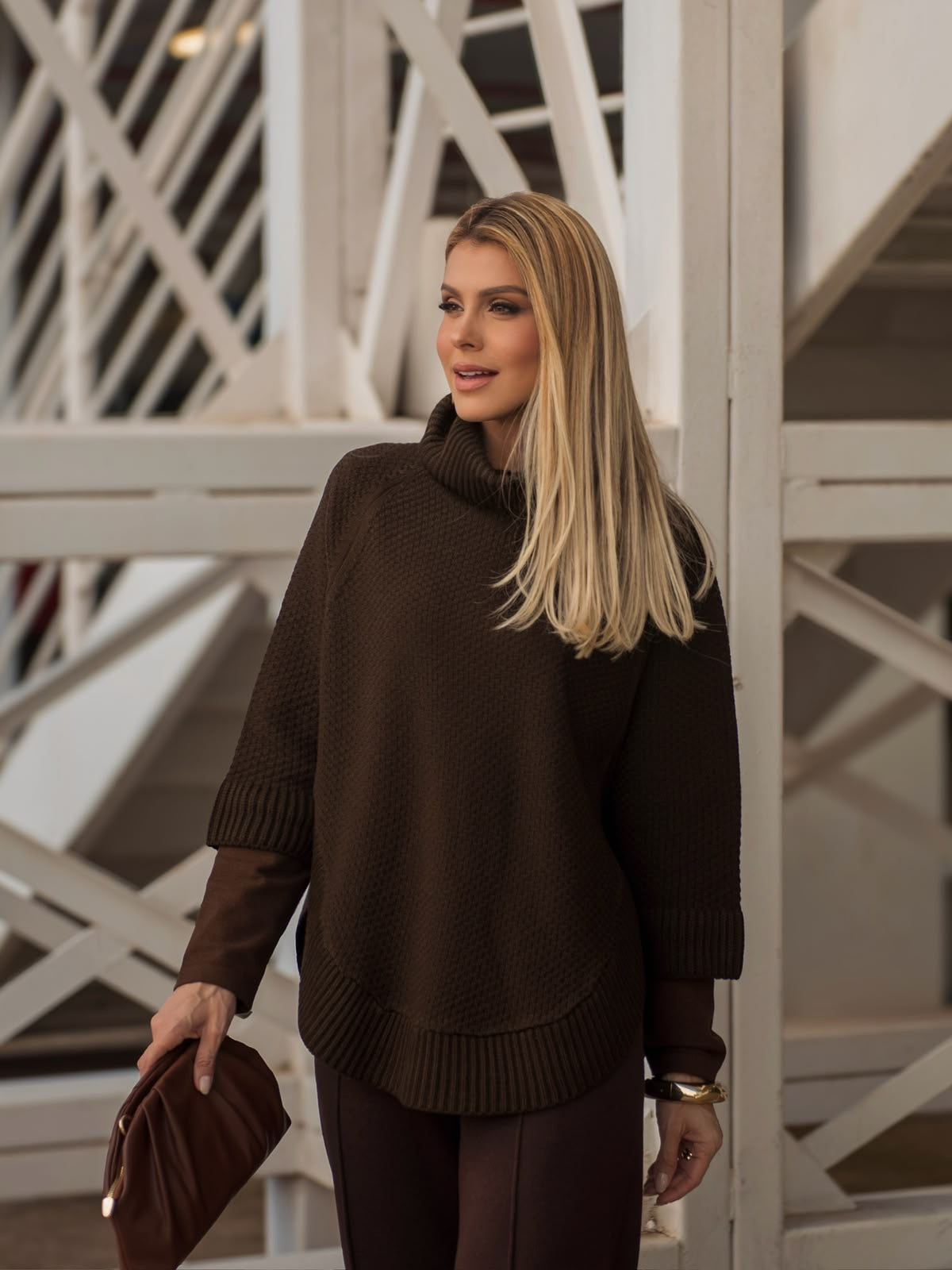 Poncho Gisele Tejido Marron Fofola