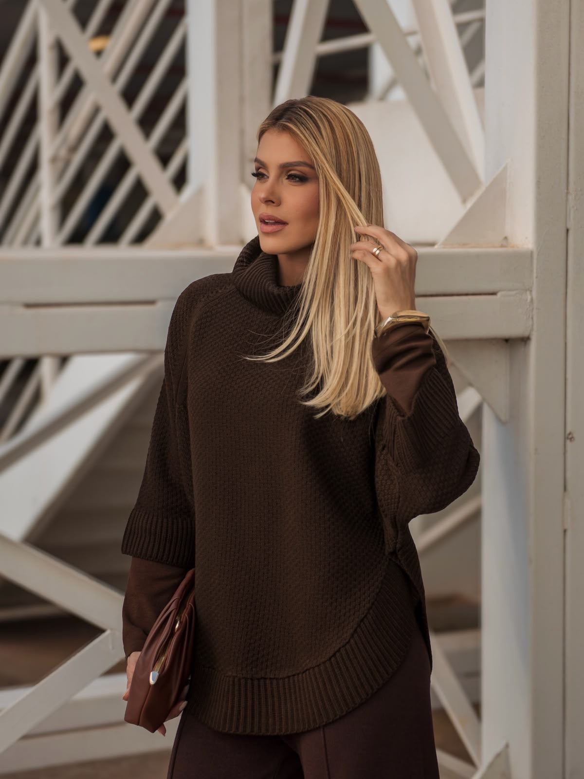 Poncho Gisele Tejido Marron Fofola