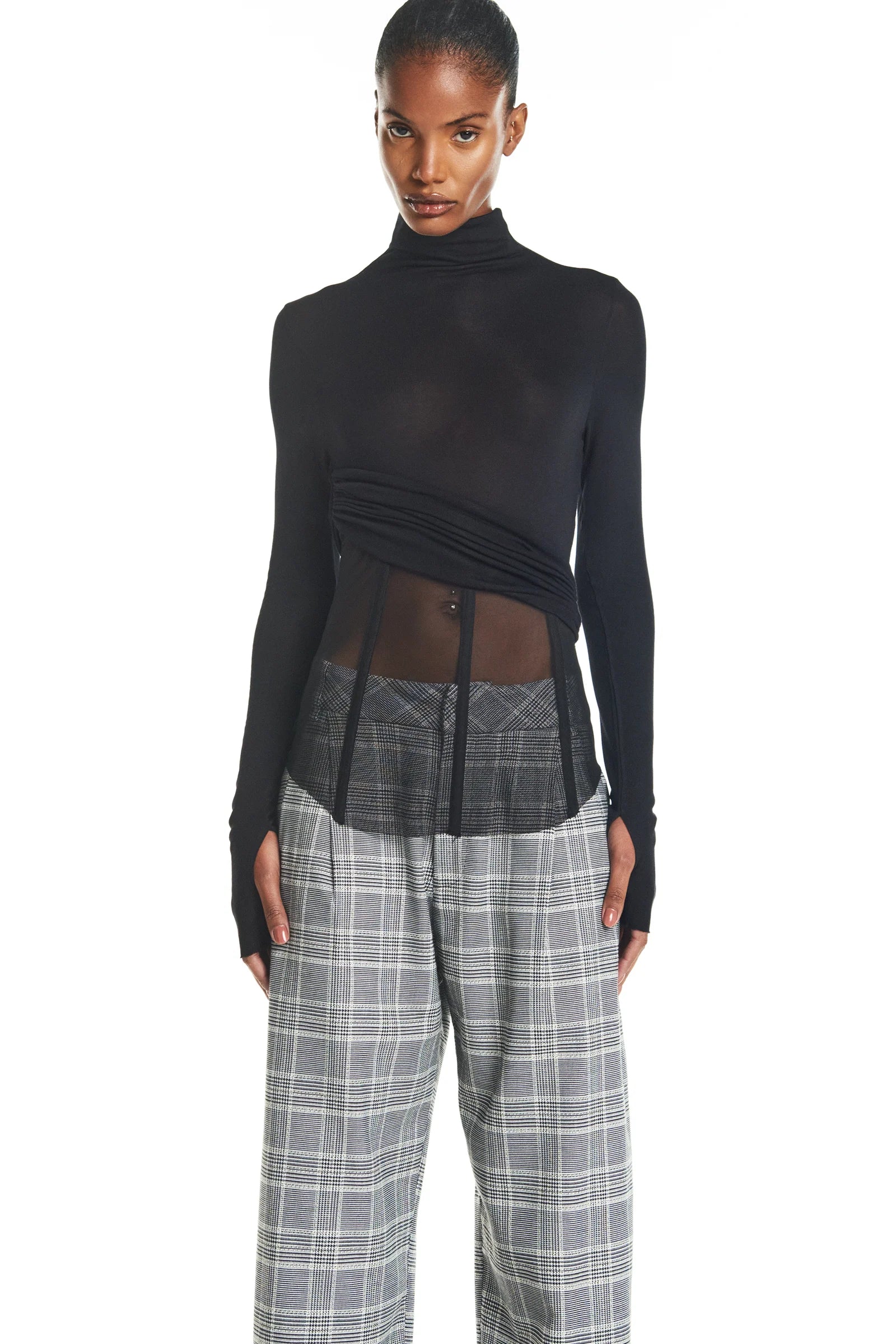 Blusa Manga Larga Negra TIG