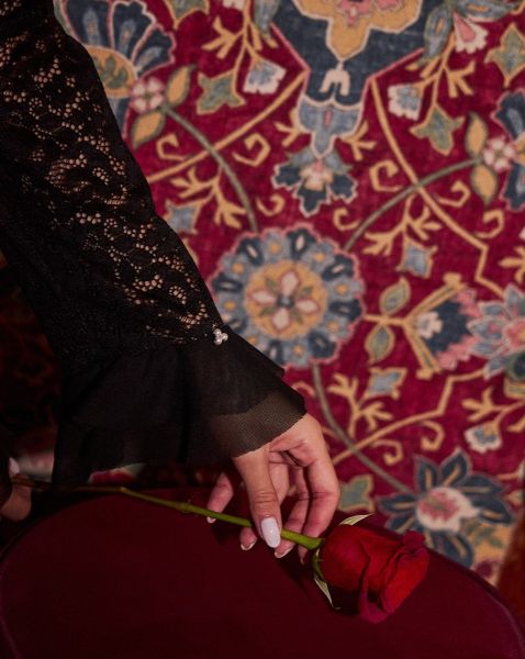 Bata Corta Vanessa Negro Lasso