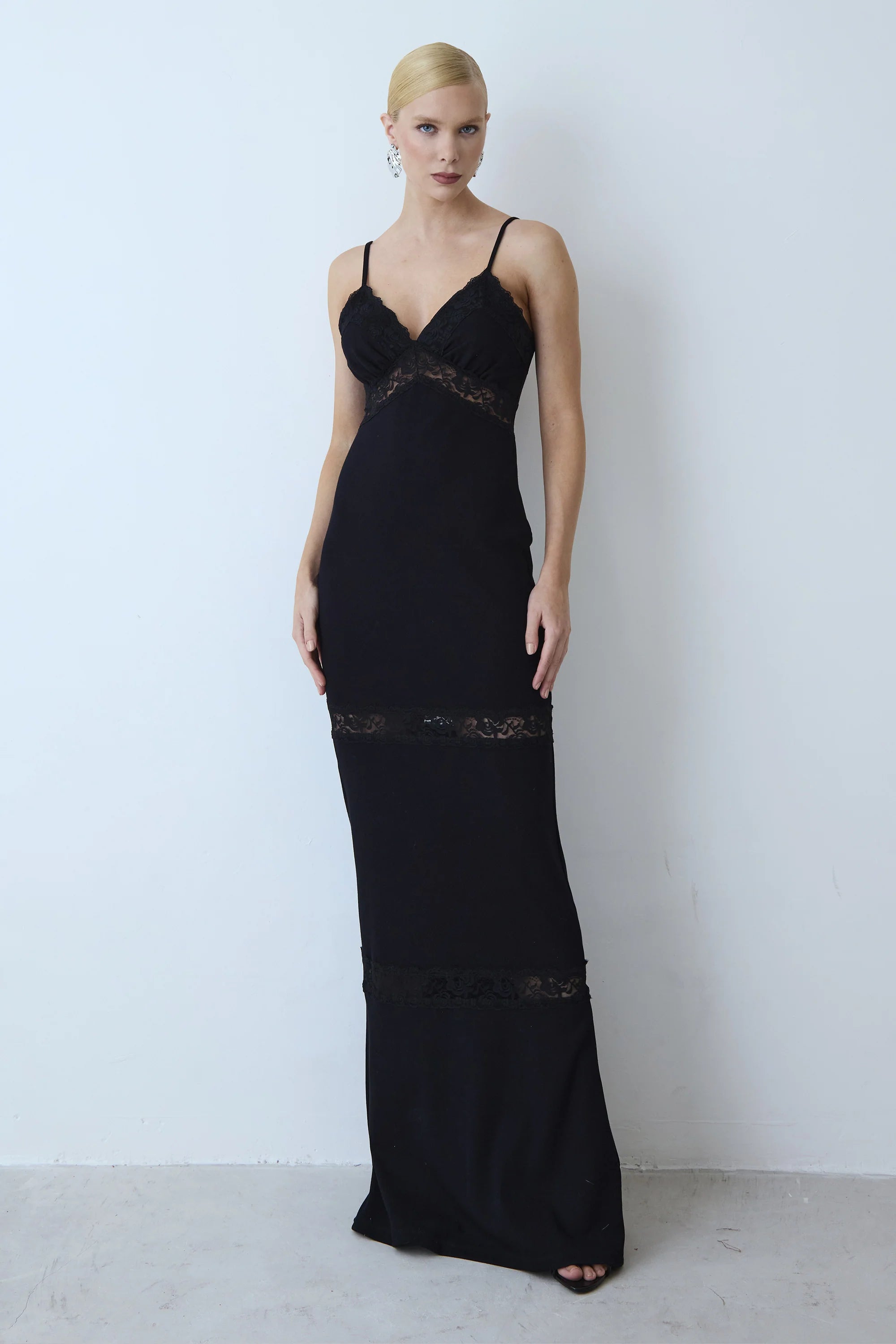 Vestido Encaje Negro Zen - 11610